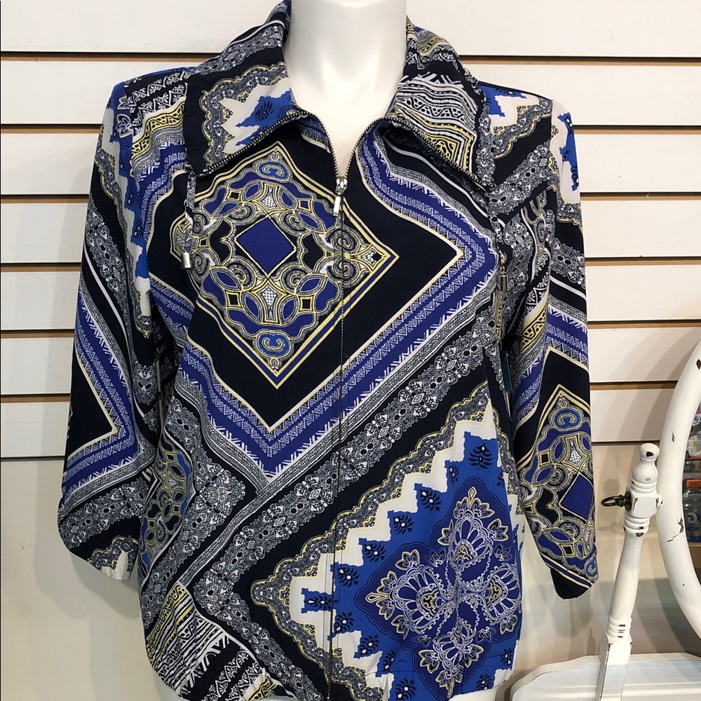Zenergy by Chico’s Women's Patterned Zippered Jacket (Chico’s Size 2)
